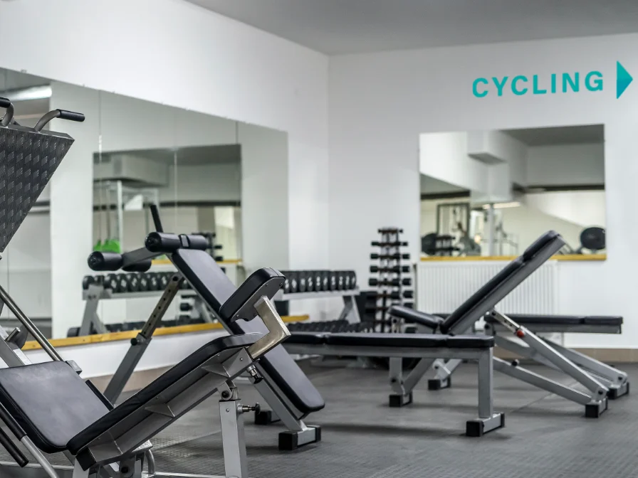 425 Fitness Weight Room